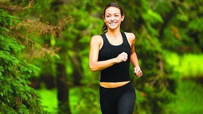 Aerobic exercises for losing weight in the abdominal and side areas